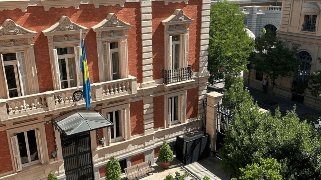embajada suecia